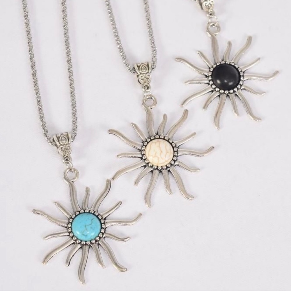 Antique Sun Semiprecious Stone Necklace